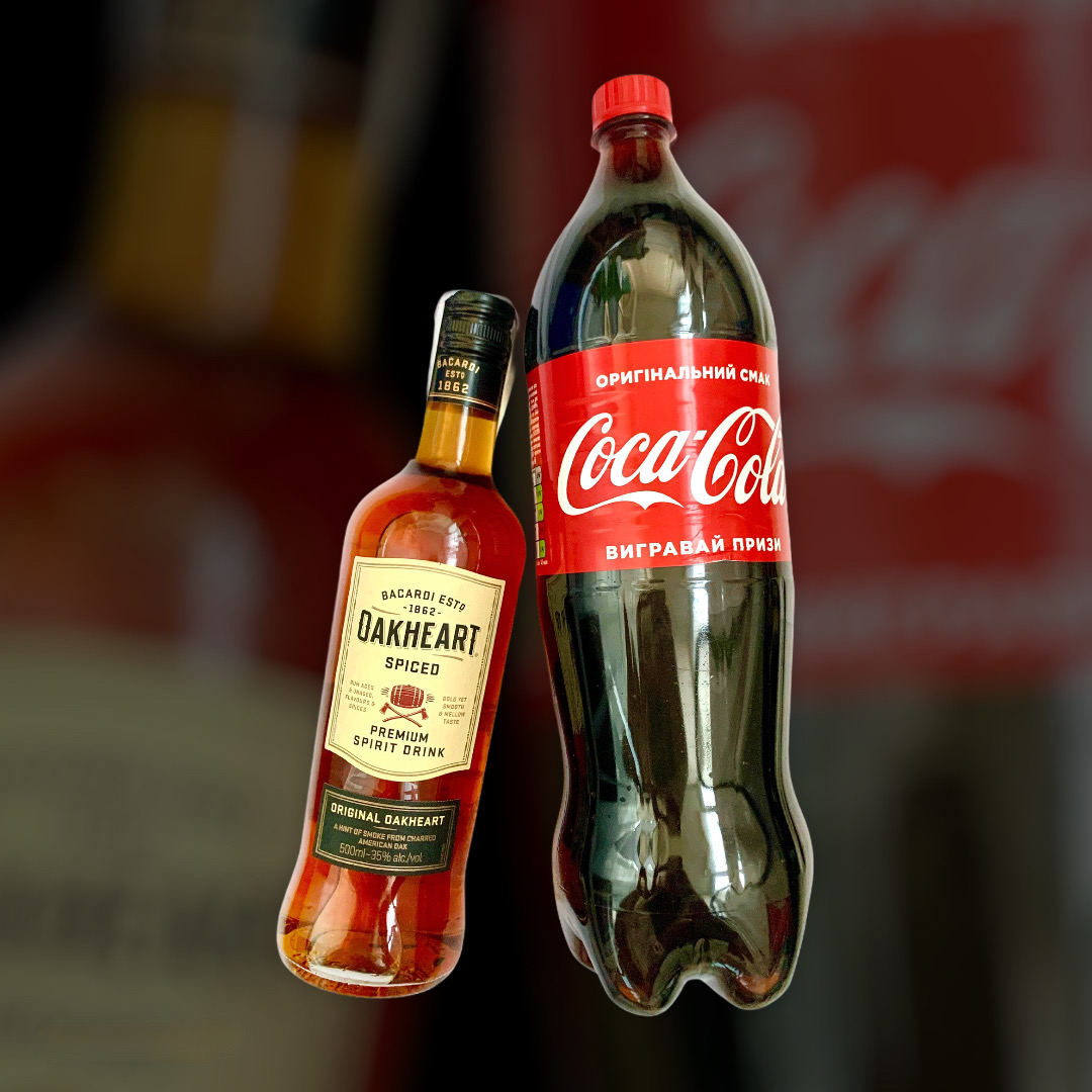 Набор Ром OakHeart + Coca-Cola 0,5 л+1,5 л